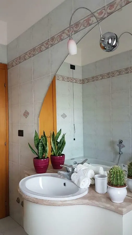 Domus Maris Viserba: Beachfront Stay Near Rimini Fairgrounds Italy